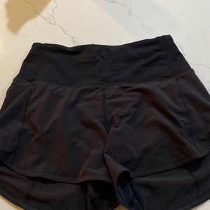 Black Lululemon High Rise 4” Speed Ups